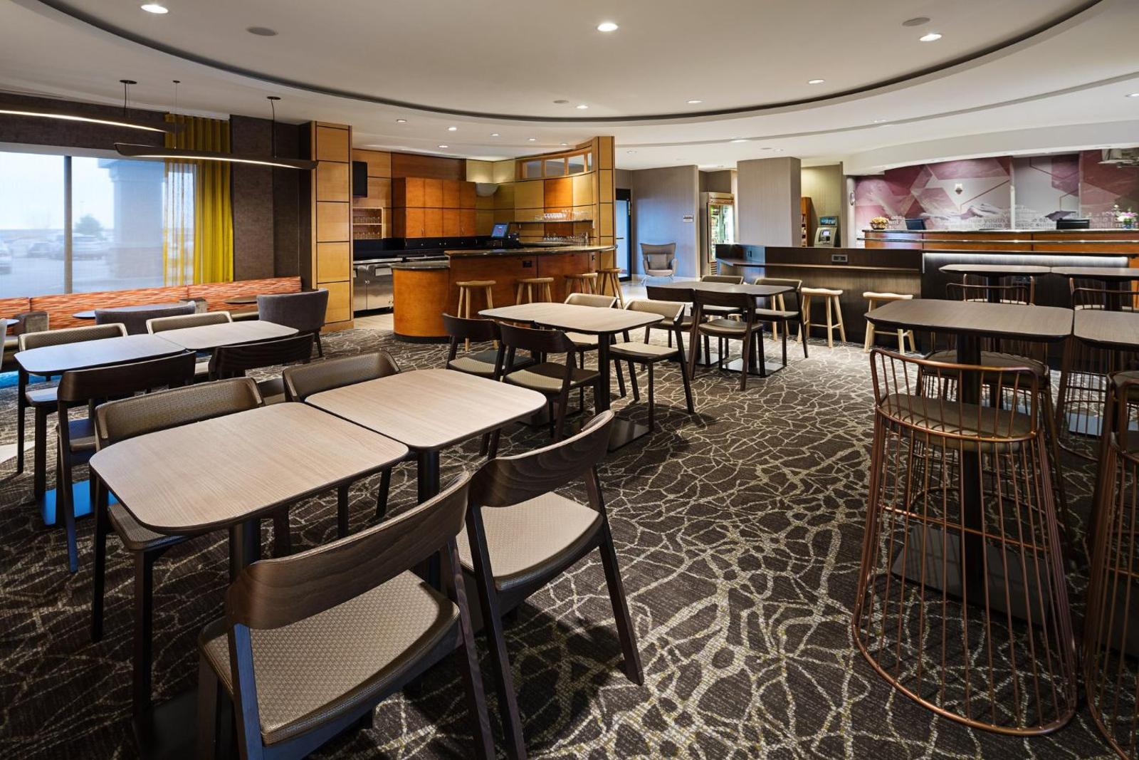 SpringHill Suites by Marriott Denver Airport Main image 2